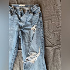 Levi’s Mid-Rise ‘94 Baggy Straight Jeans